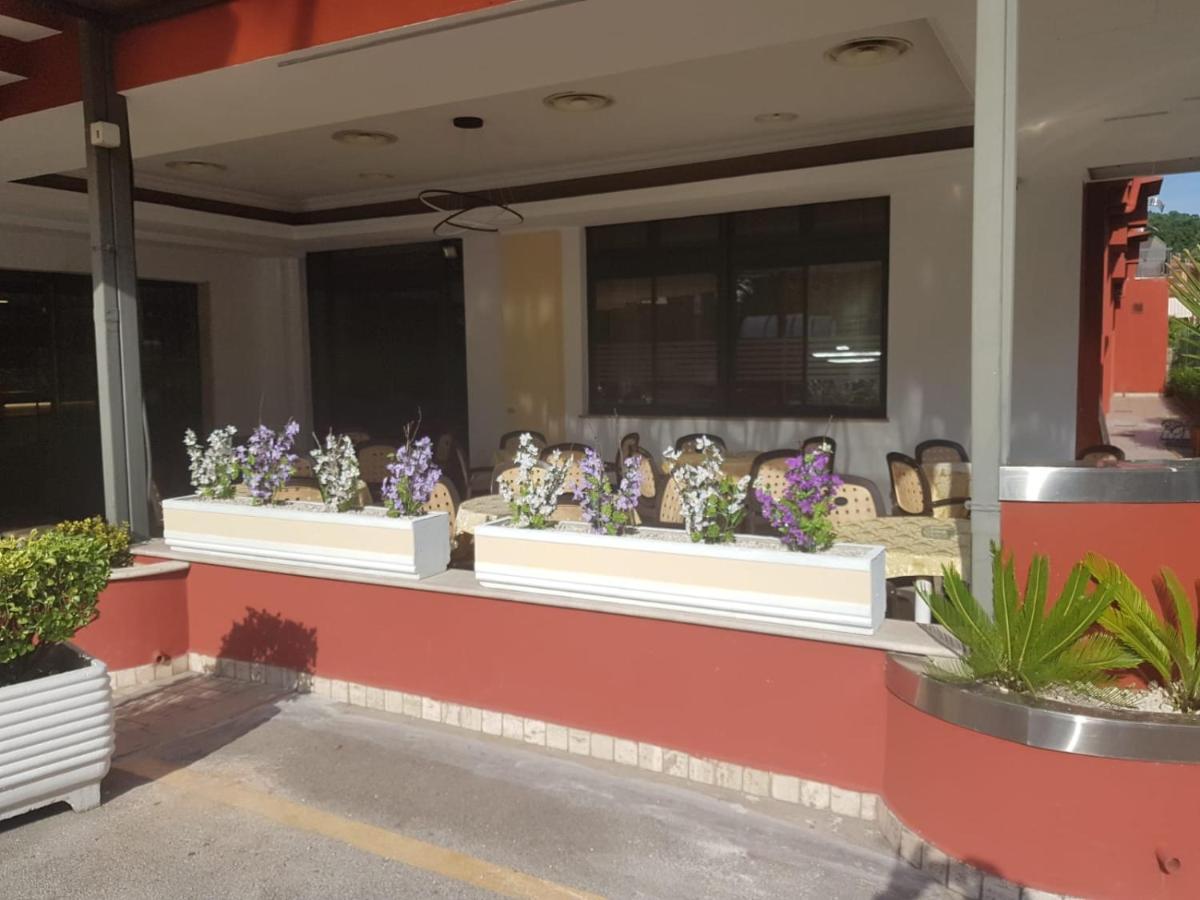 Hotel Residence Memmina Frosinone Exterior photo