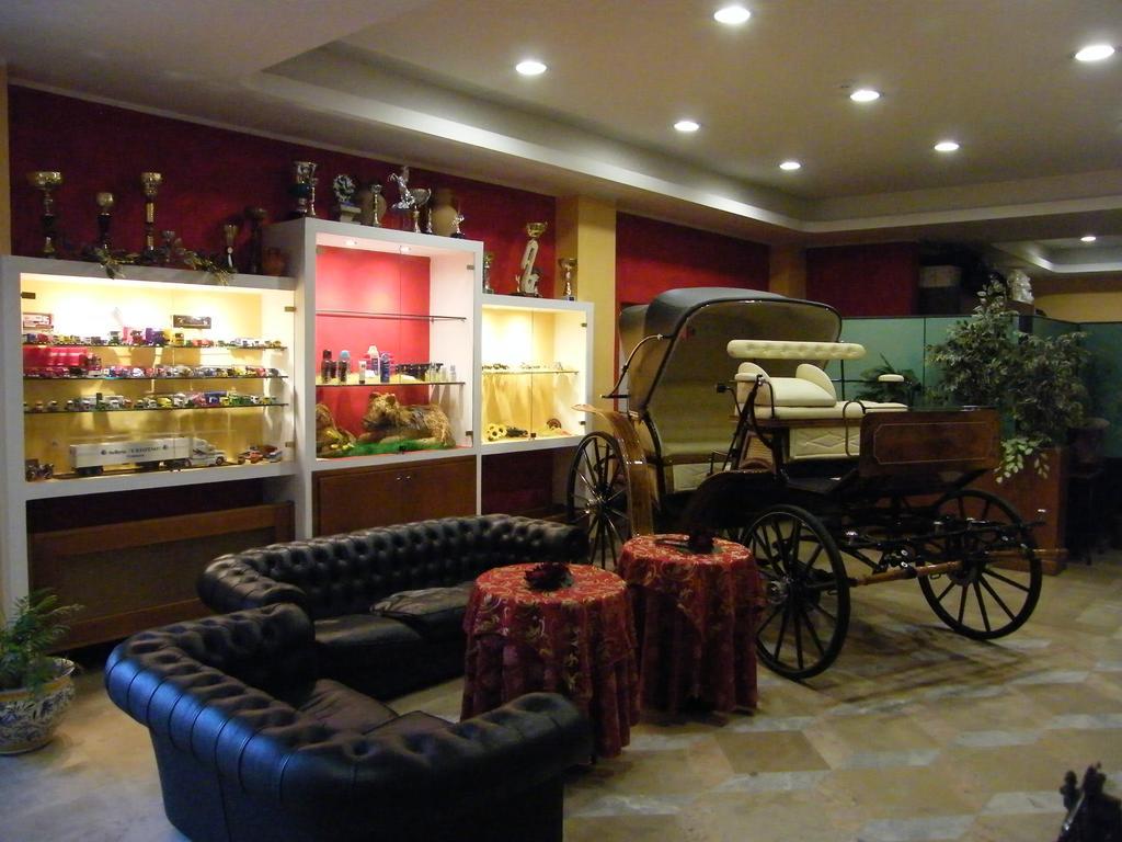 Hotel Residence Memmina Frosinone Exterior photo